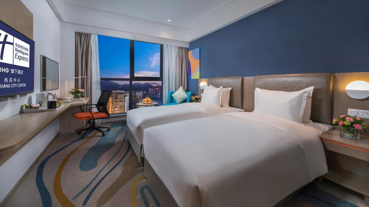 Holiday Inn Express - Xichang City Center By Ihg Стая снимка