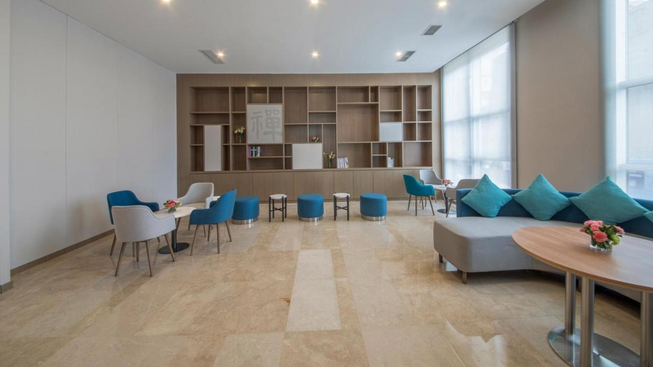 Holiday Inn Express - Xichang City Center By Ihg Екстериор снимка