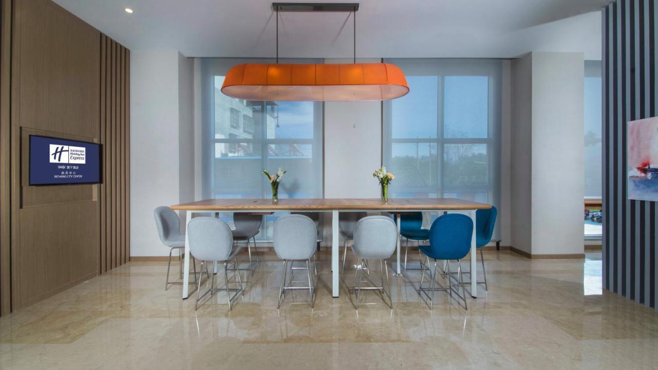 Holiday Inn Express - Xichang City Center By Ihg Екстериор снимка