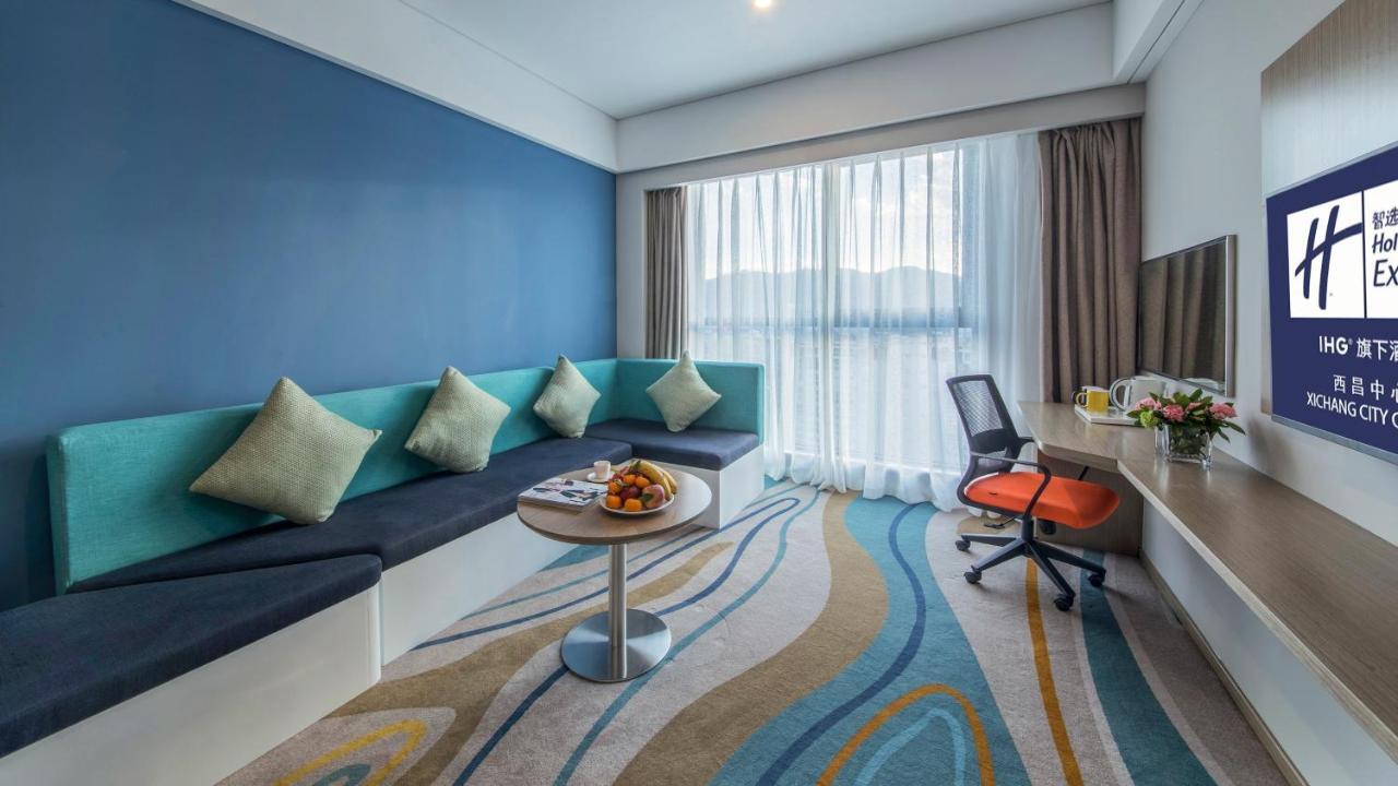 Holiday Inn Express - Xichang City Center By Ihg Екстериор снимка