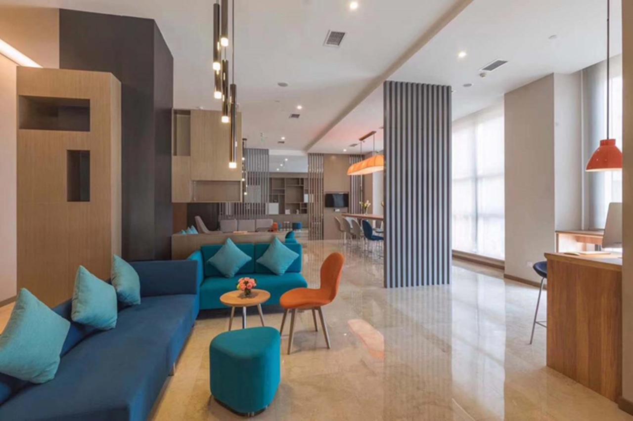 Holiday Inn Express - Xichang City Center By Ihg Екстериор снимка