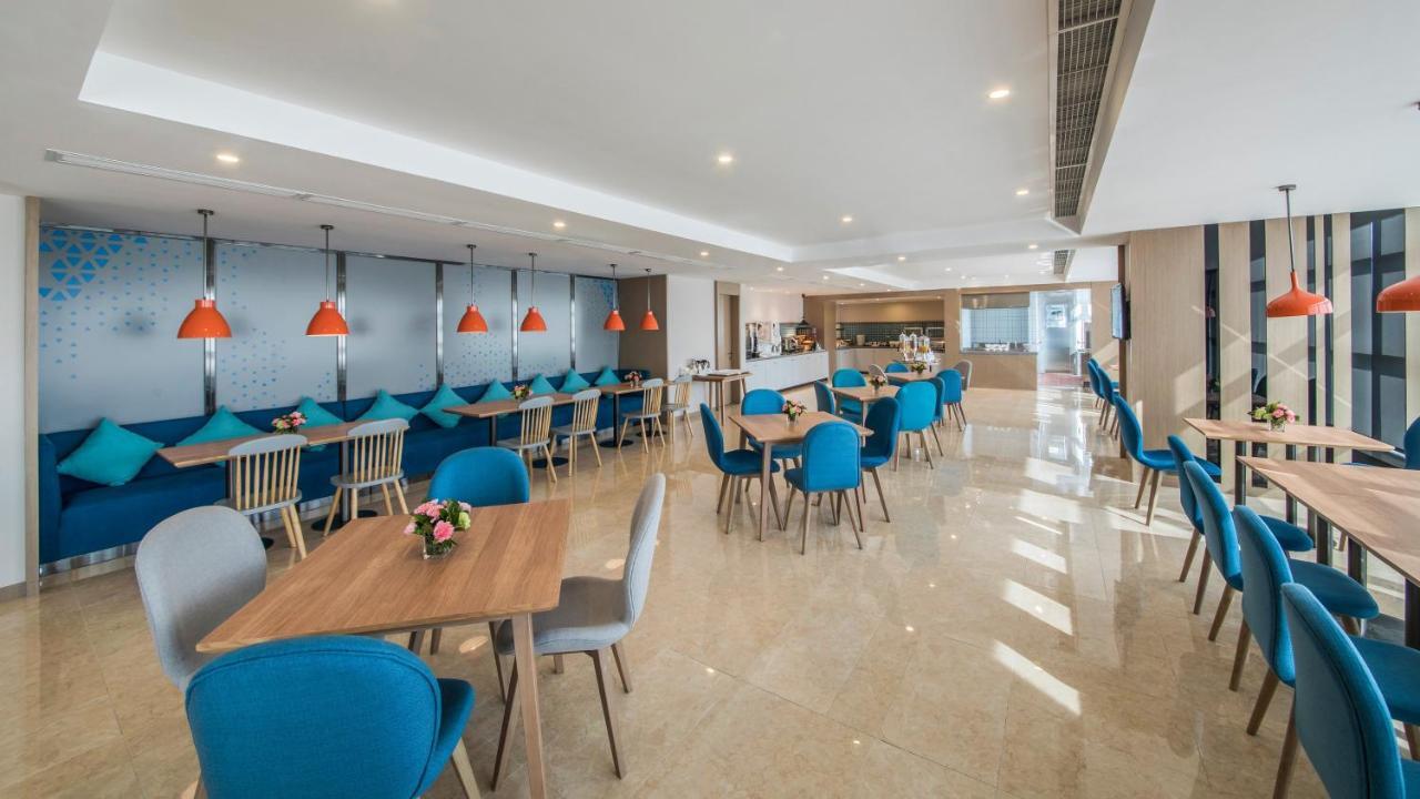 Holiday Inn Express - Xichang City Center By Ihg Екстериор снимка