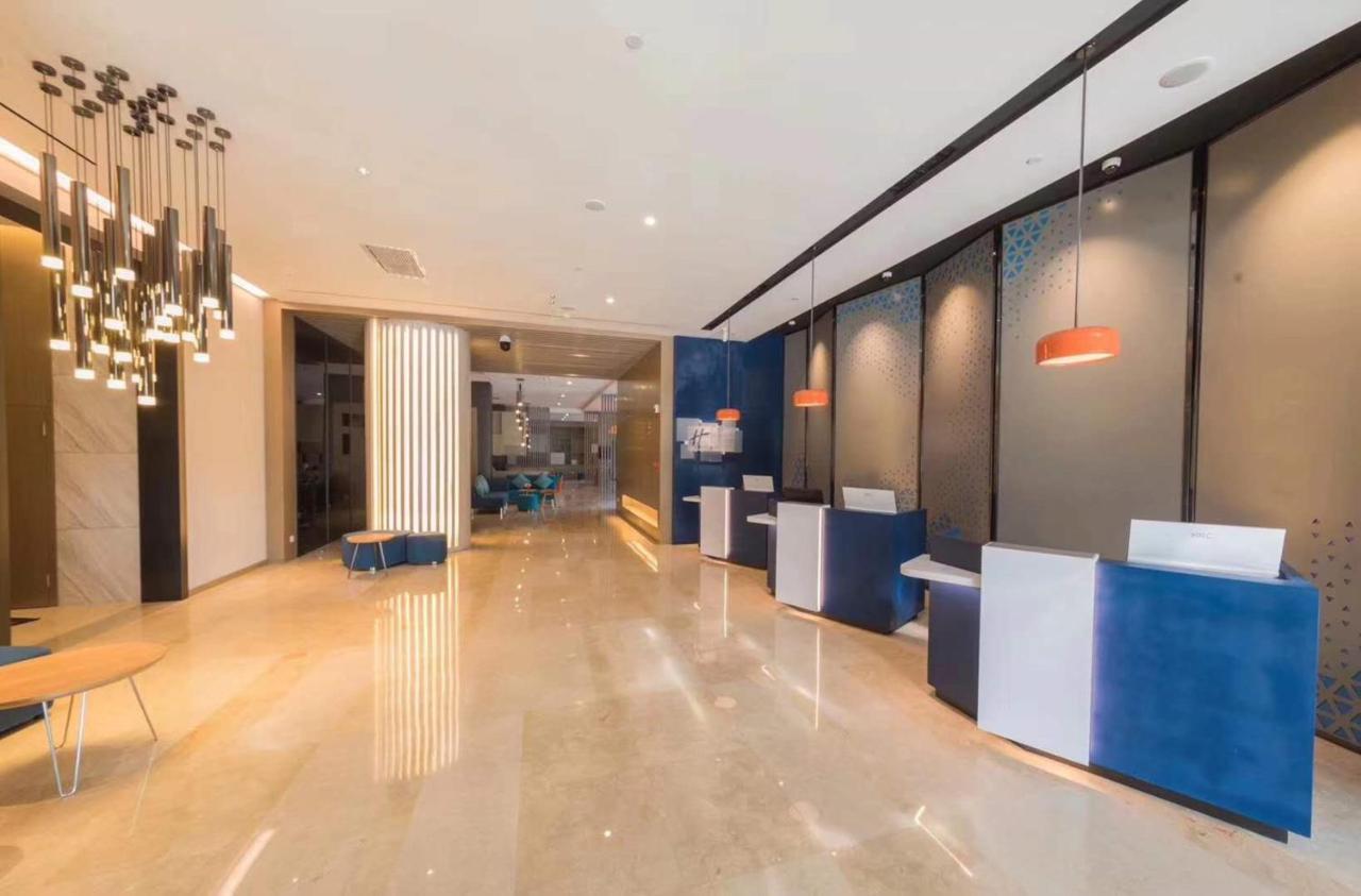 Holiday Inn Express - Xichang City Center By Ihg Екстериор снимка
